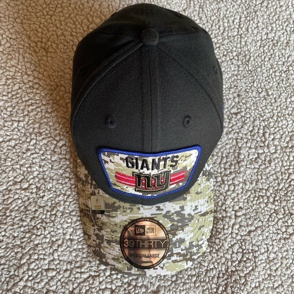 NFL NY Giants New Era Salute to Service cap in great condition size M/L - Picture 8 of 13